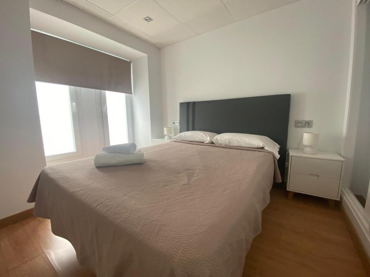 Arco Alta Apartamentos โกนิล เด ลาฟรอนเตรา ภายนอก รูปภาพ